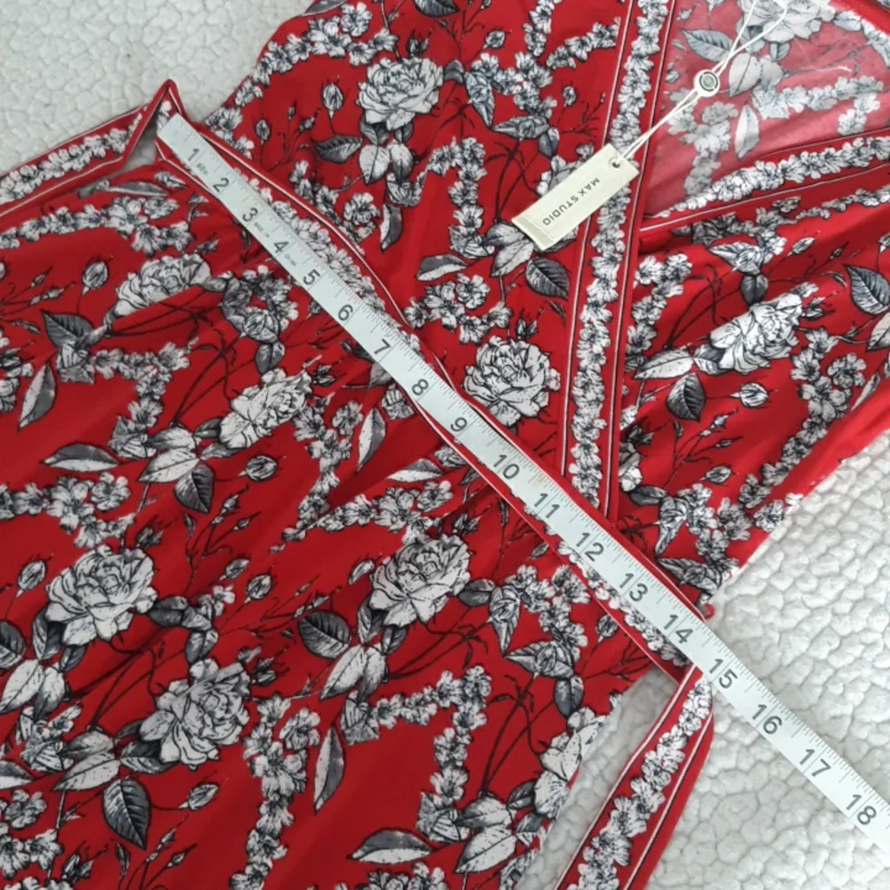 New Max Studio Size Small Red Floral Sleeveless Faux Wrap V-Neck Dress - Picture 7 of 16